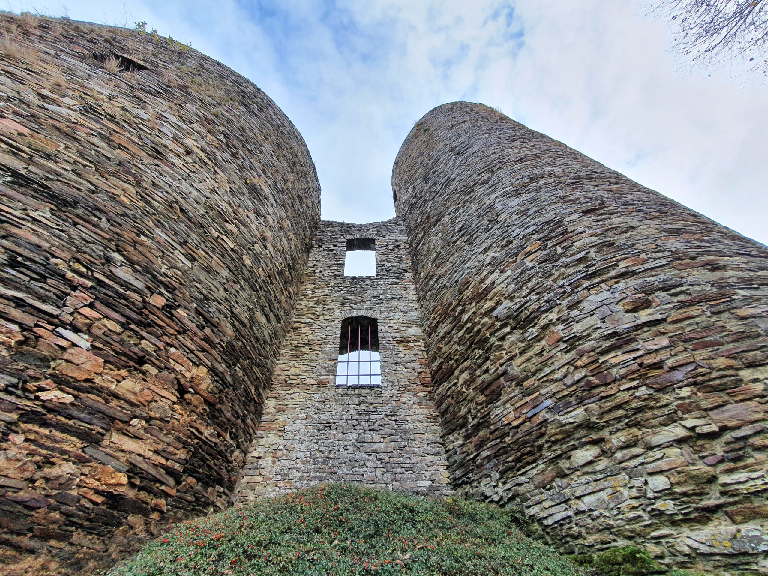 Château de Burg-Reuland - Endroit insolite à Burg-Reuland, en Belgique