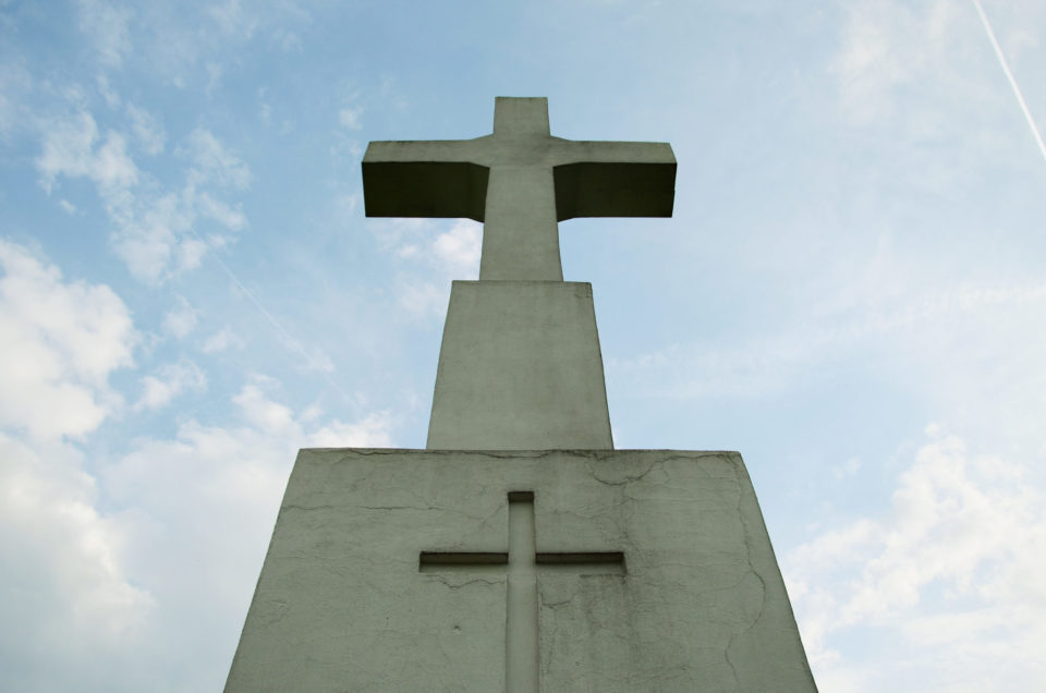 Croix de Charneux - Endroit insolite à Herve, en Belgique