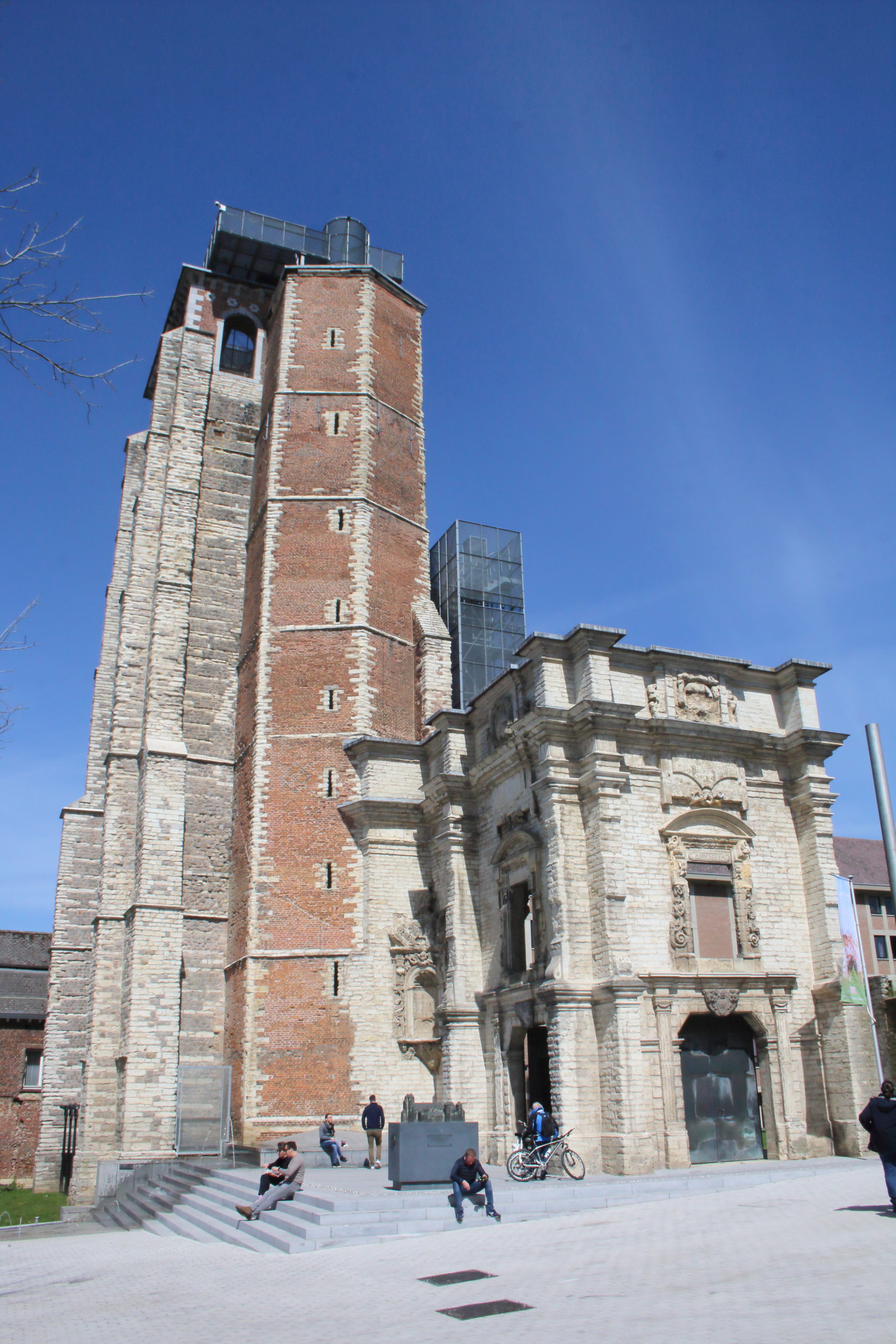 Tour abbatiale - Endroit insolite à Saint-Trond, en Belgique
