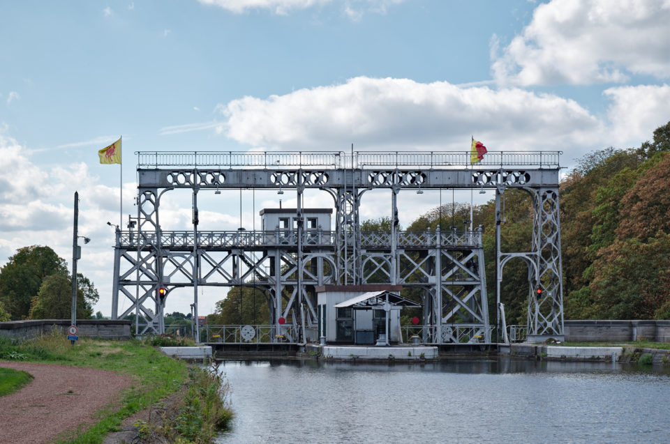 Pont-Canal du Sart - La Louvière, Hainaut