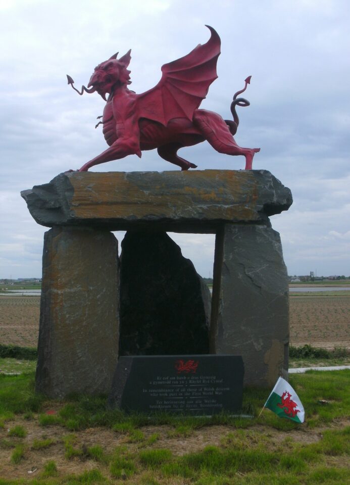 Mémorial de Saint-Julien - Langemark-Poelkapelle, Flandre Occidentale