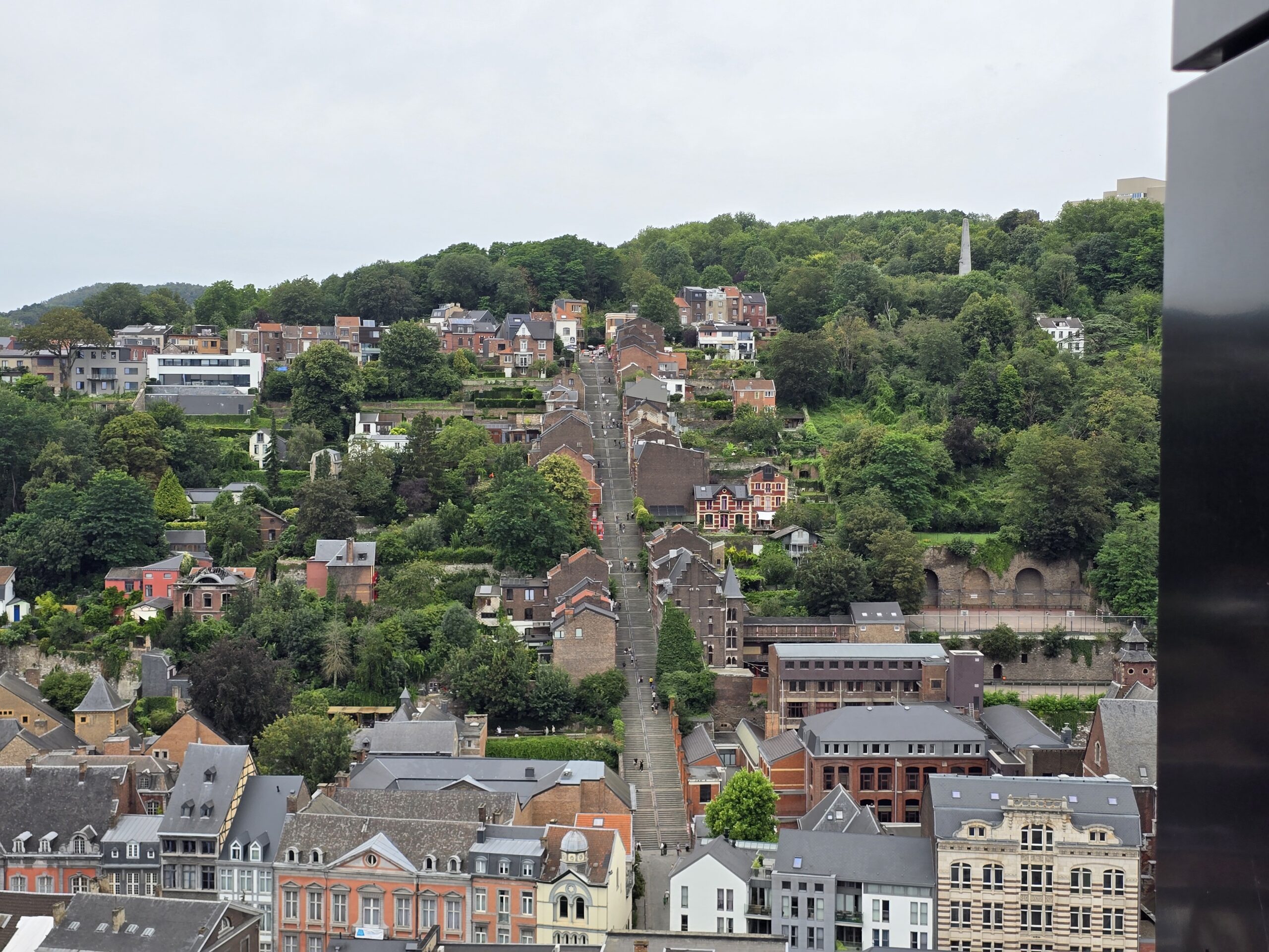 Terrasse panoramique de la Cité Administrative à Liège