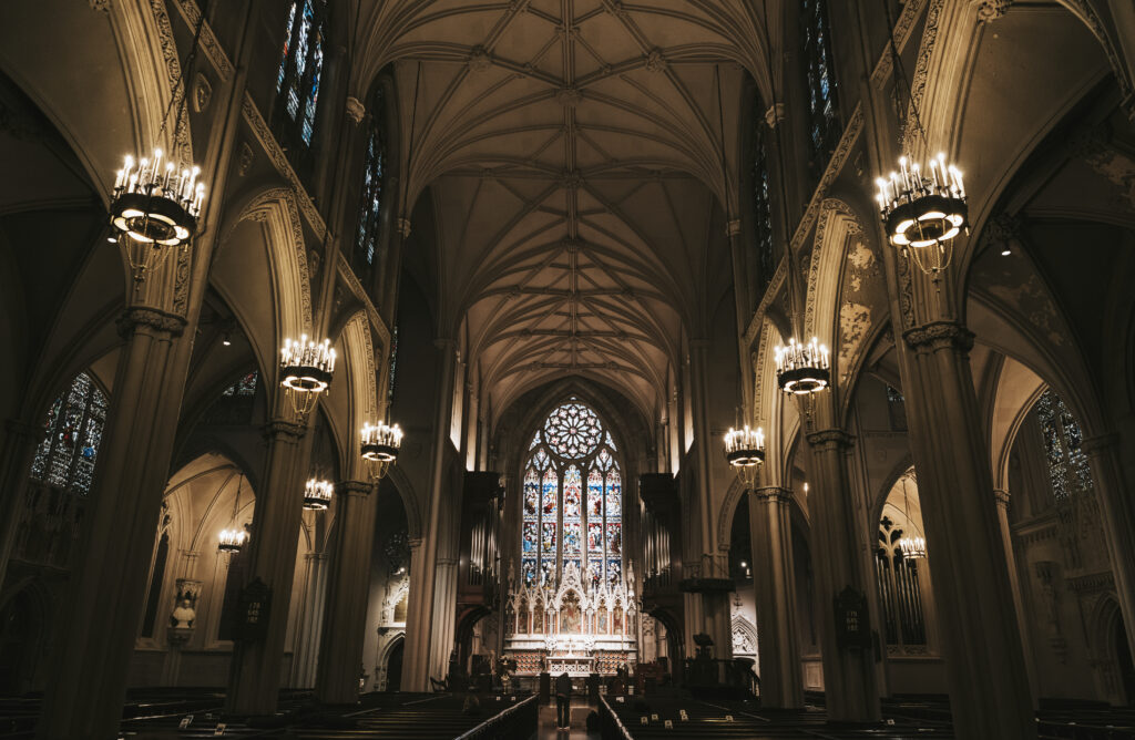 Quand le&nbsp;sacré devient décalé, 3 églises complètement réinventées en&nbsp;Belgique