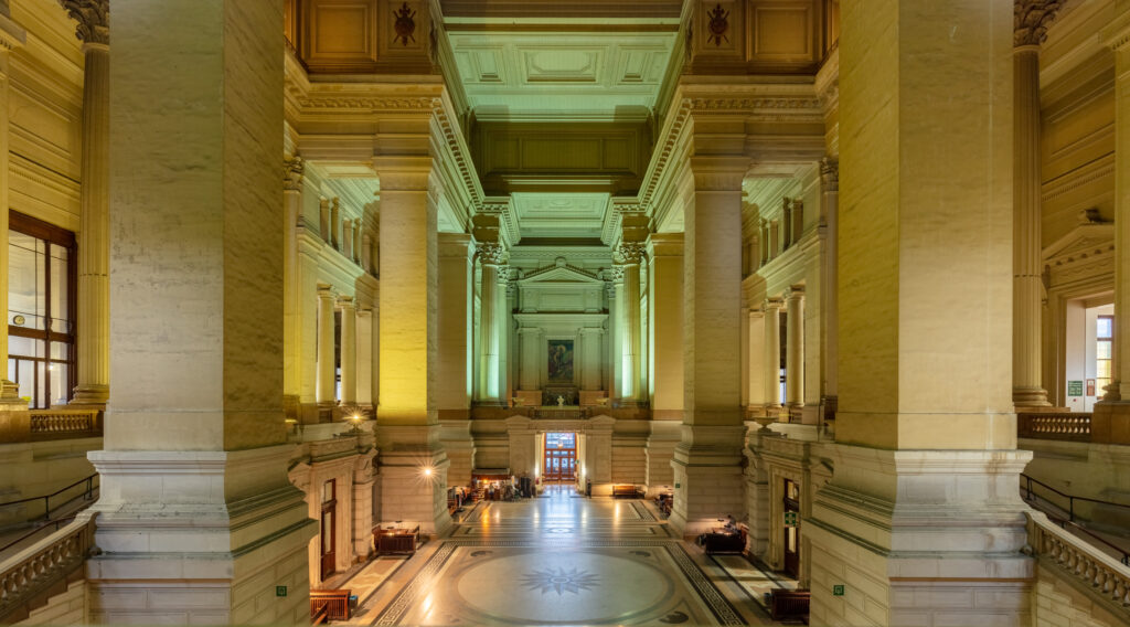 5 anecdotes complètement folles sur le&nbsp;Palais de&nbsp;Justice de&nbsp;Bruxelles
