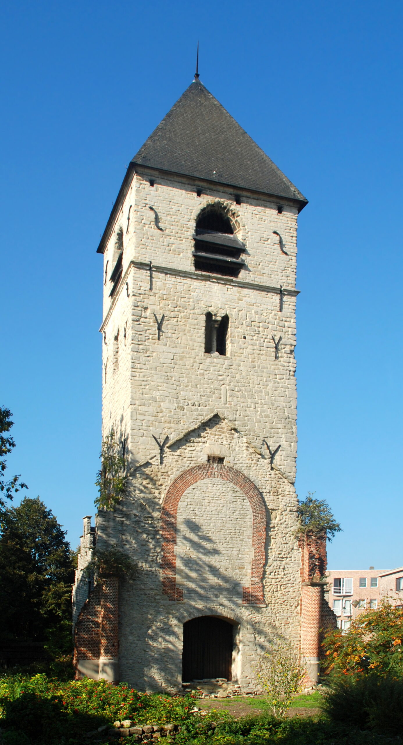 Tour Romane à Neder-Over-Heembeek