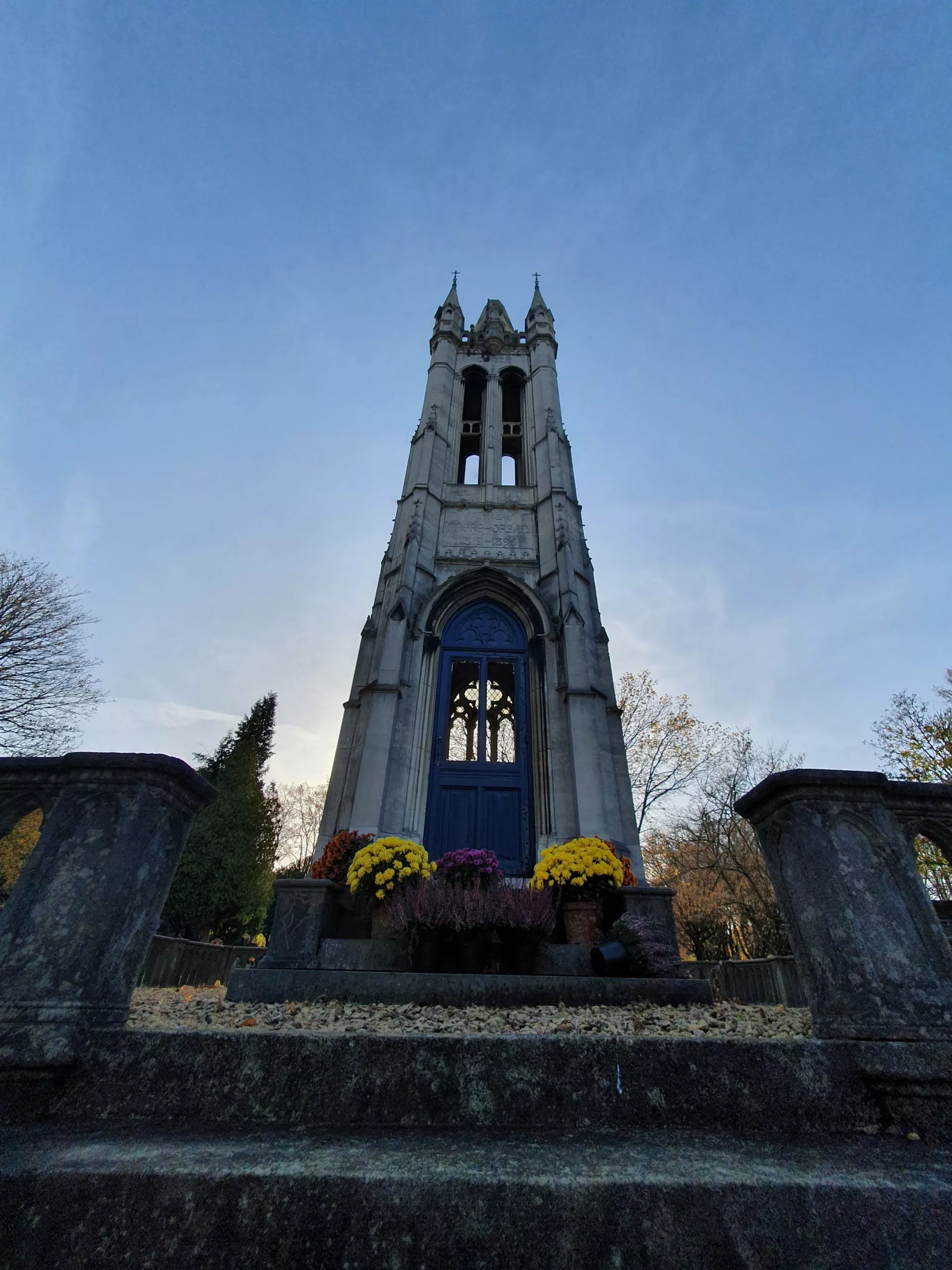 Cimetière de Robermont - Endroit insolite à Liège, en Belgique