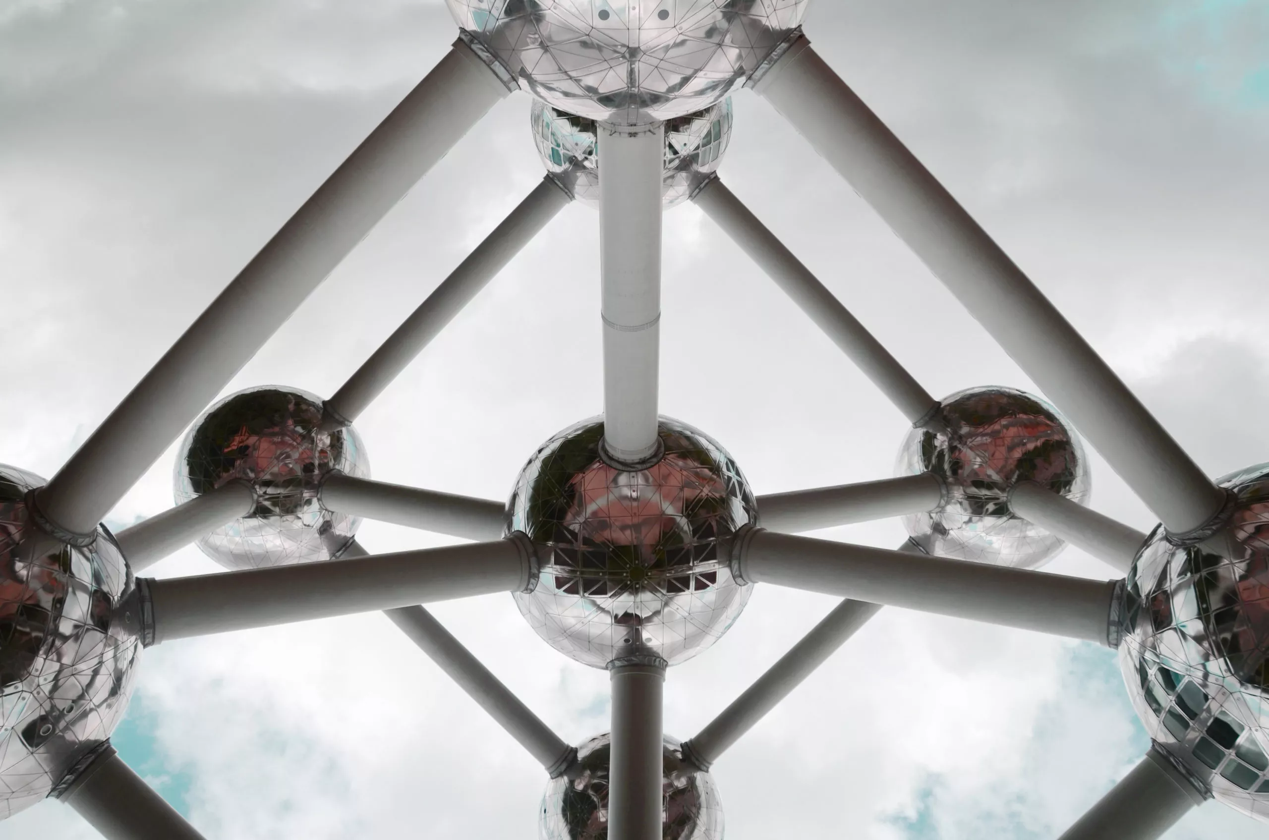 Atomium - Endroit insolite à Bruxelles, en Belgique