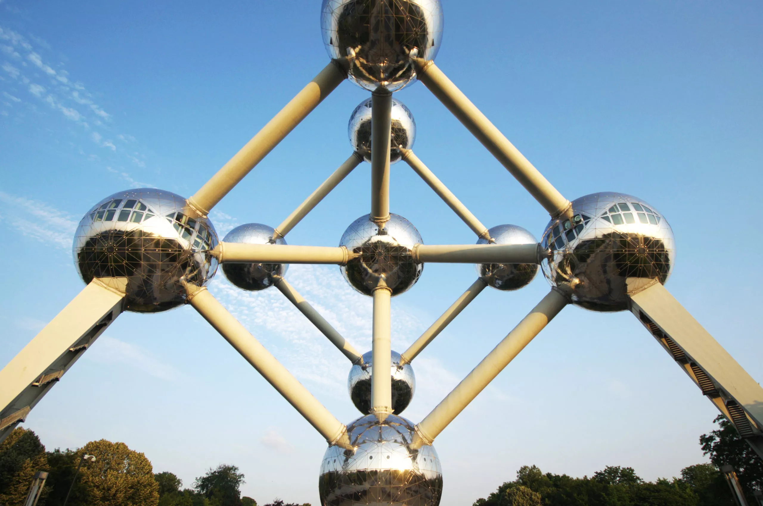 Atomium - Endroit insolite à Bruxelles, en Belgique