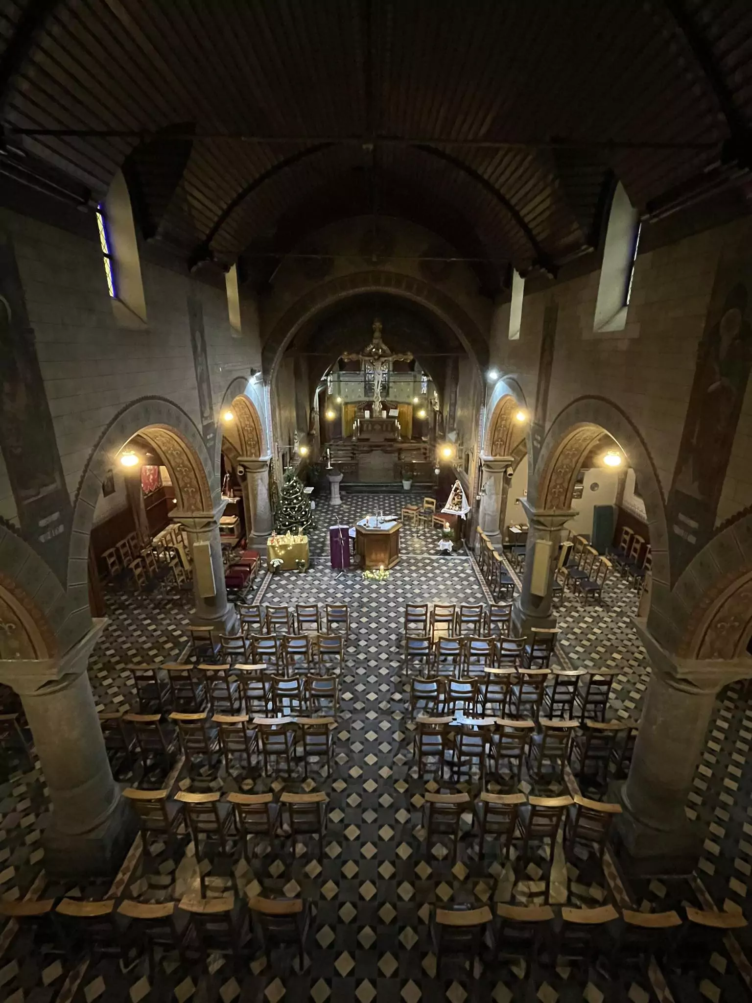 Eglise Saint-Georges - Endroit insolite à La Bruyère, en Belgique