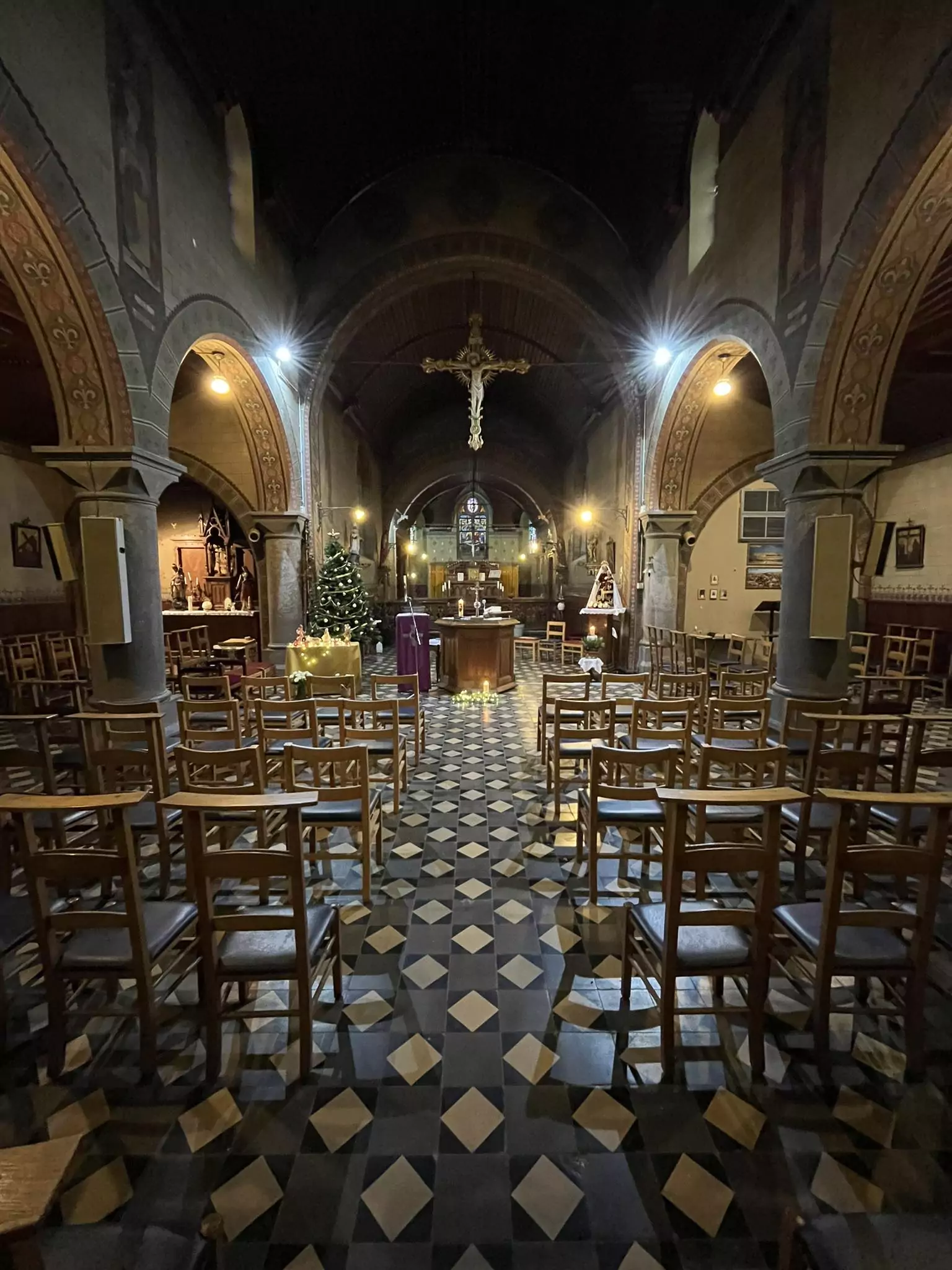 Eglise Saint-Georges - Endroit insolite à La Bruyère, en Belgique