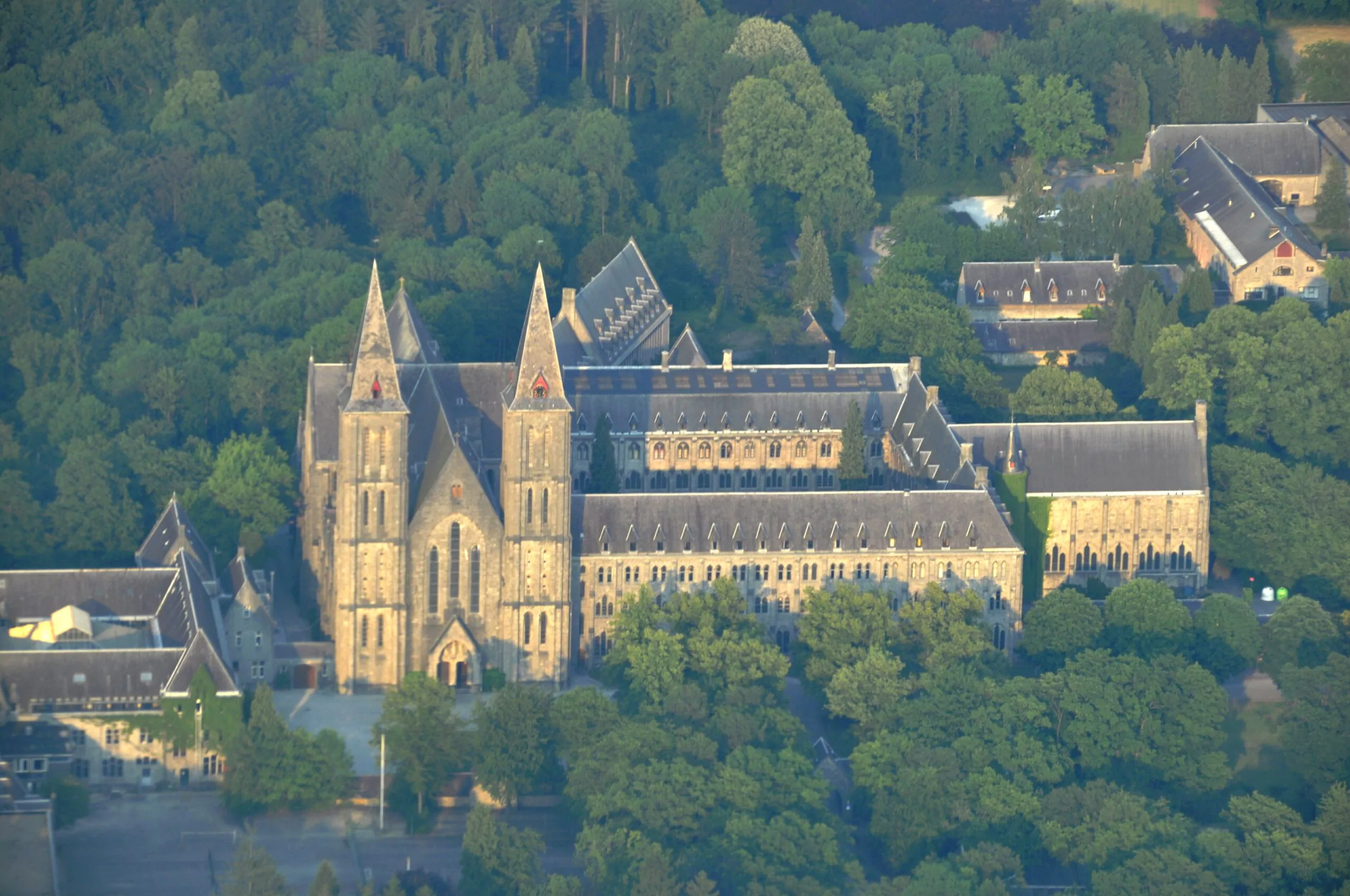 Abbaye de Maredsous - Endroit insolite à Anhée, en Belgique