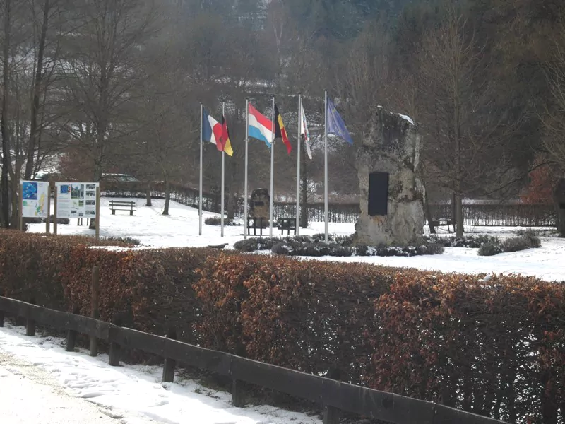 Monument européen aux 3 frontières