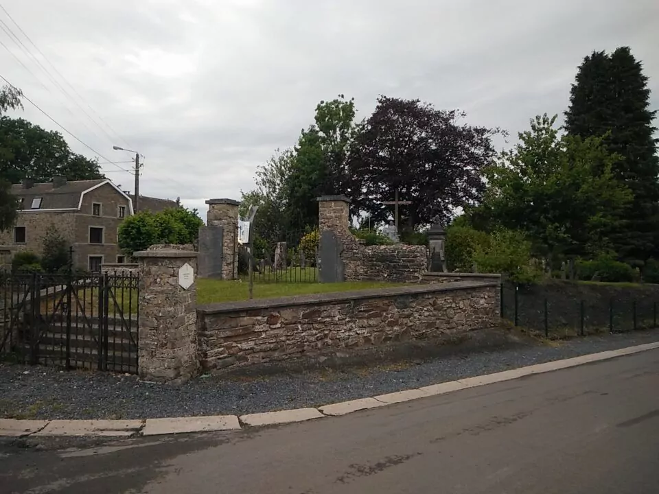 Ancien cimetière de Sibret