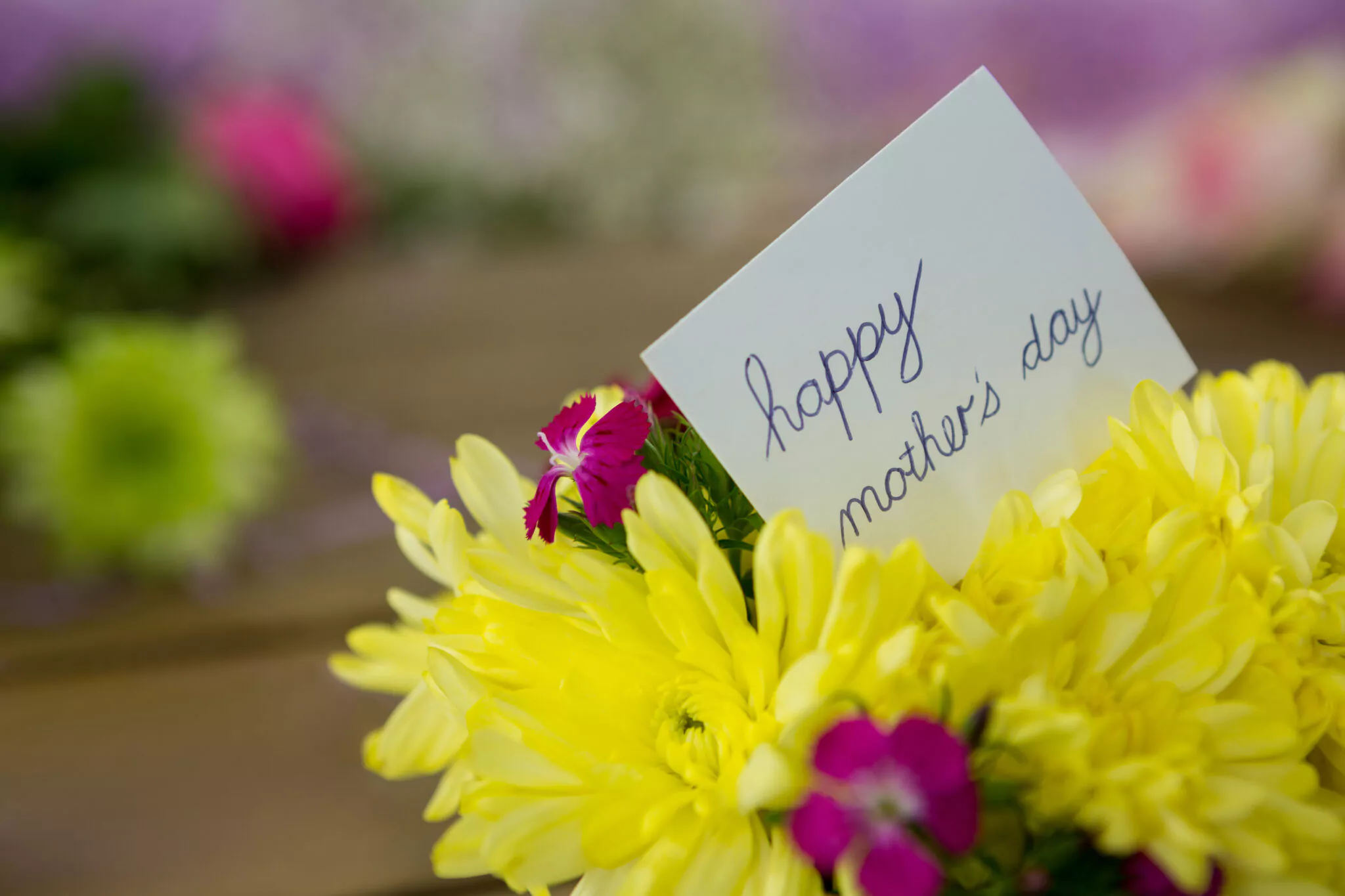 Fête des Mères 2025, idées cadeaux et sorties insolites pour surprendre votre maman en Belgique