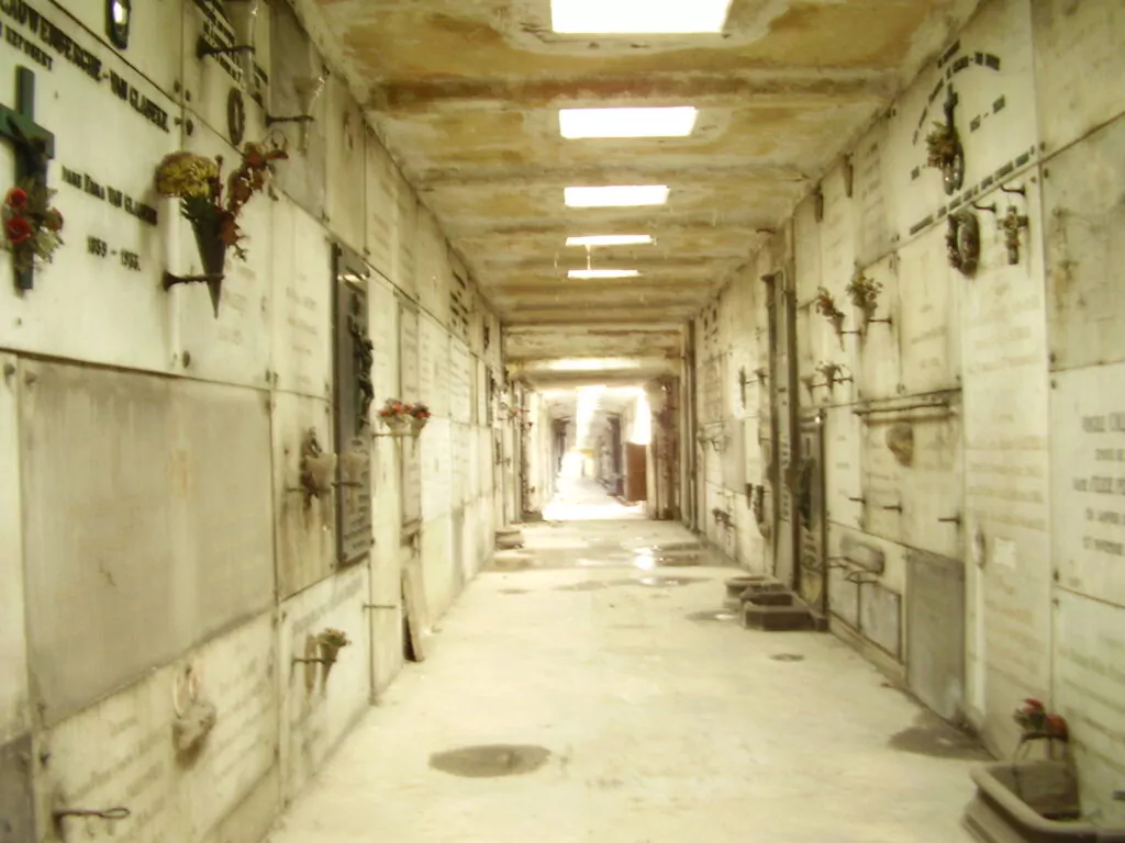 Crypte du cimetière de Laeken